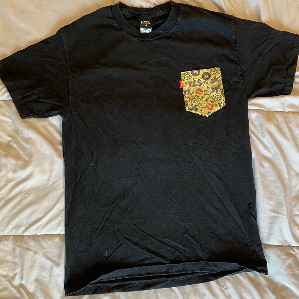 Lurk hard pocket tee